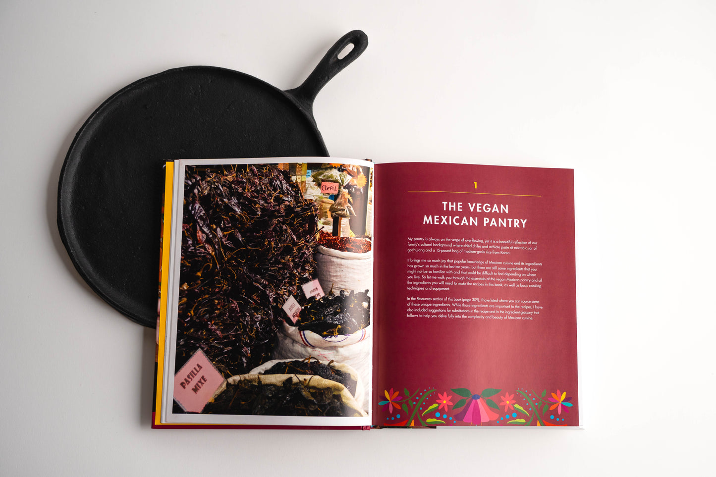 Comida Casera Book & Comal Set